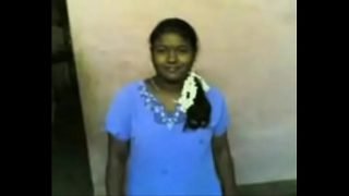 VID-20110111-PV0001-Gummidipundi (IT) Tamil 34 yrs old married hot and sexy housewife item aunty Mrs. Sudha showing her full nude body to customer sex porn video